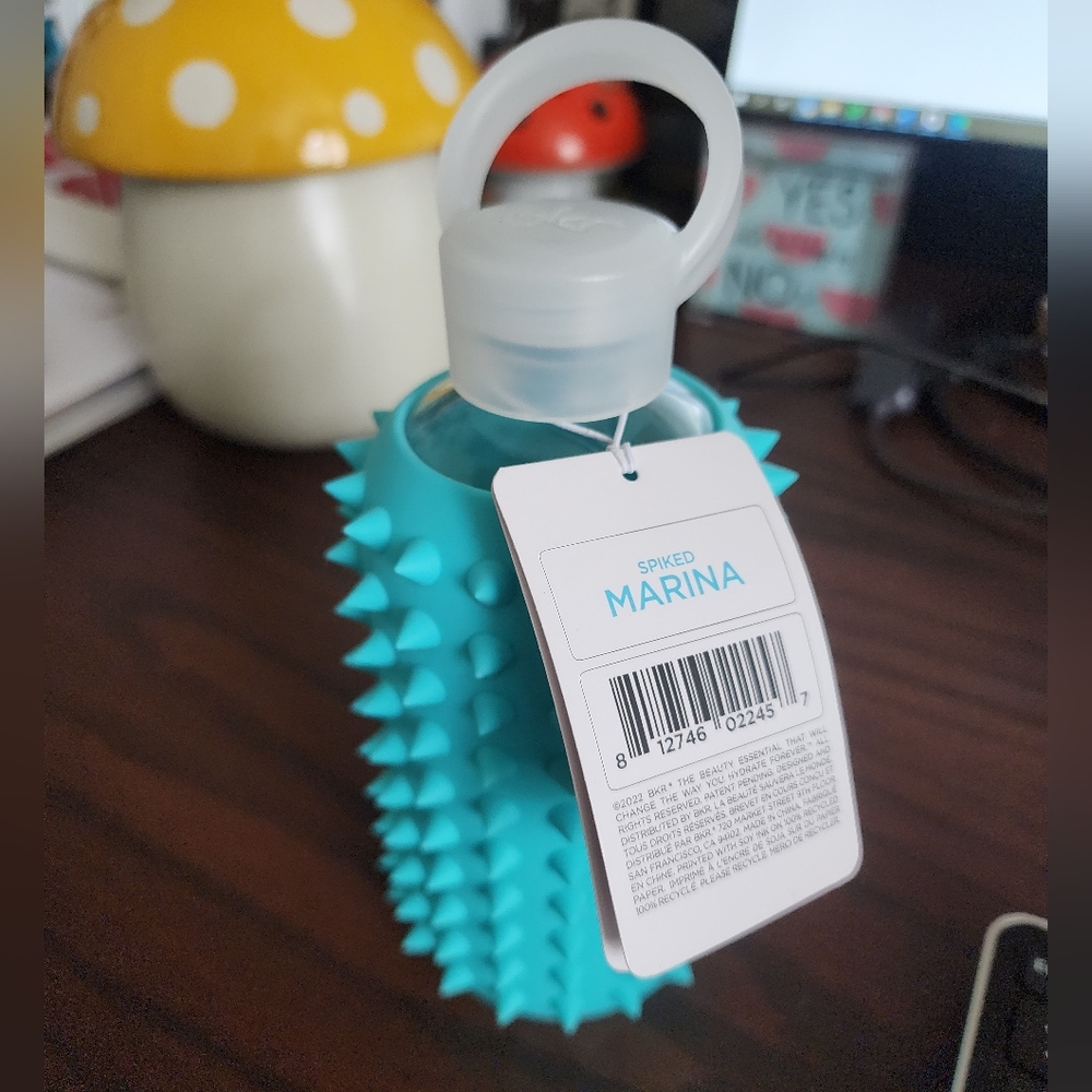 BKR Bottle NWT Spiked 500ml Little in Marina